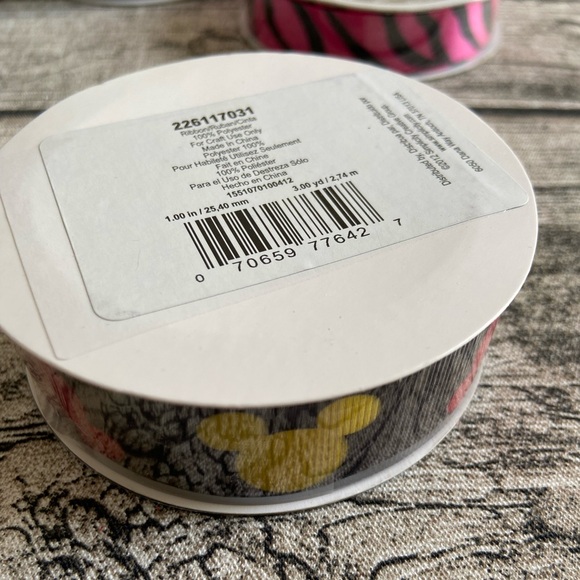 All x $25. NWT! Ribbon spools, different designs. New in packaging. $5 each - Picture 11 of 16